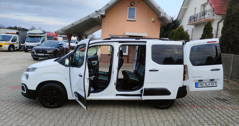 Citroen Berlingo cena 66900 przebieg: 111000, rok produkcji 2020 z Staszów małe 497